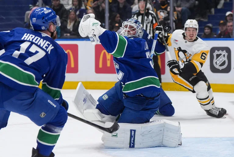 Kindel's Double Lifts Penguins to 3-2 Victory Over Canucks, Completing Western Canada Sweep
