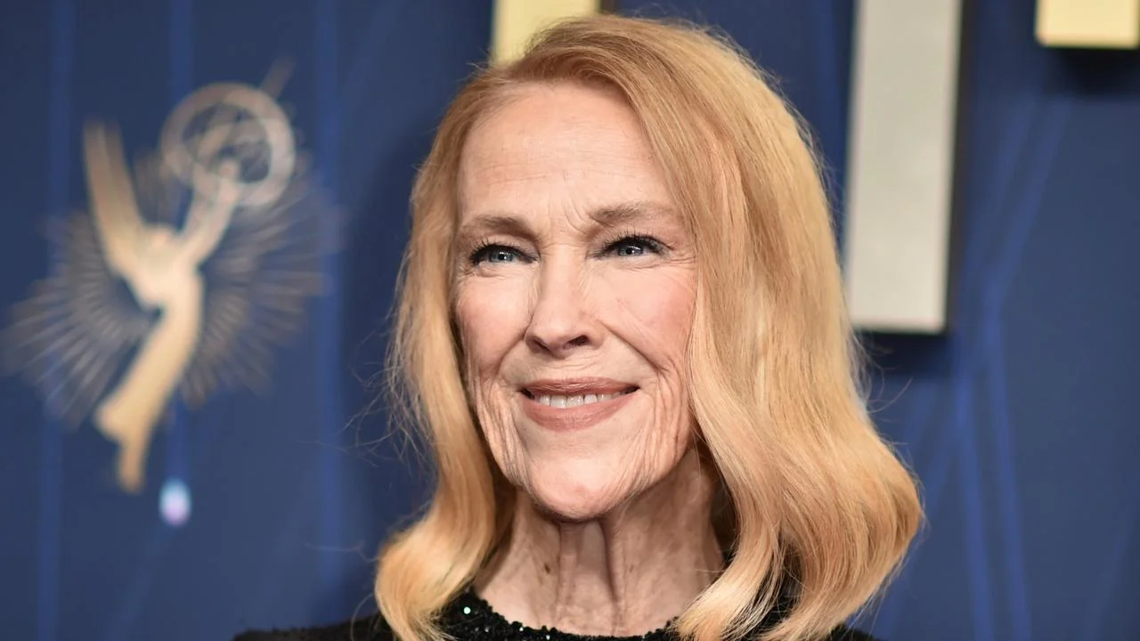 Catherine O'Hara, Beloved Star of 'Schitt's Creek' and 'Home Alone,' Dies at 71