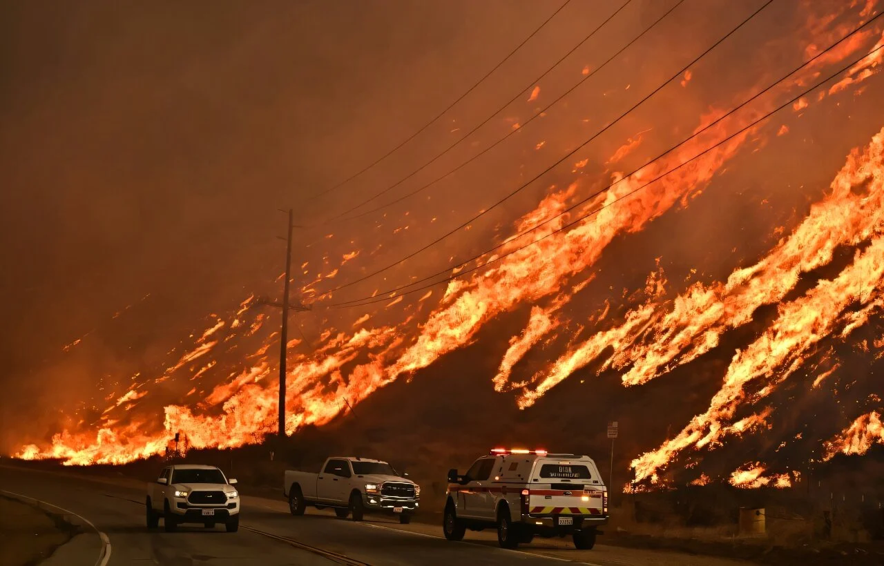 Hughes Fire Explodes to Over 9,400 Acres, Forcing Thousands of Evacuations North of Los Angeles